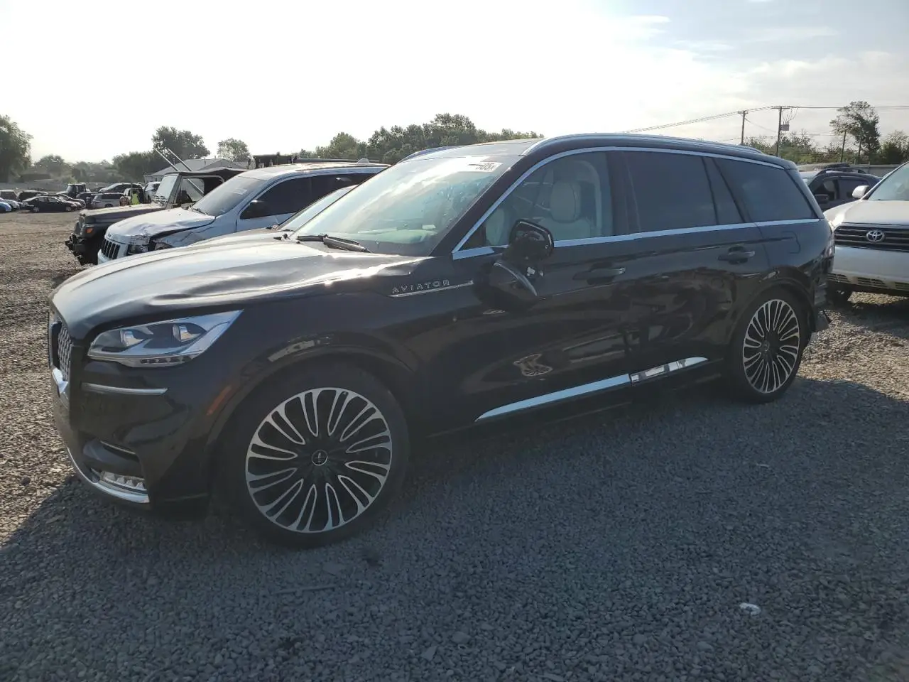 LINCOLN AVIATOR 2024. Lot# 68647505. VIN 5LM5J9XC4RGL04095. Photo 1