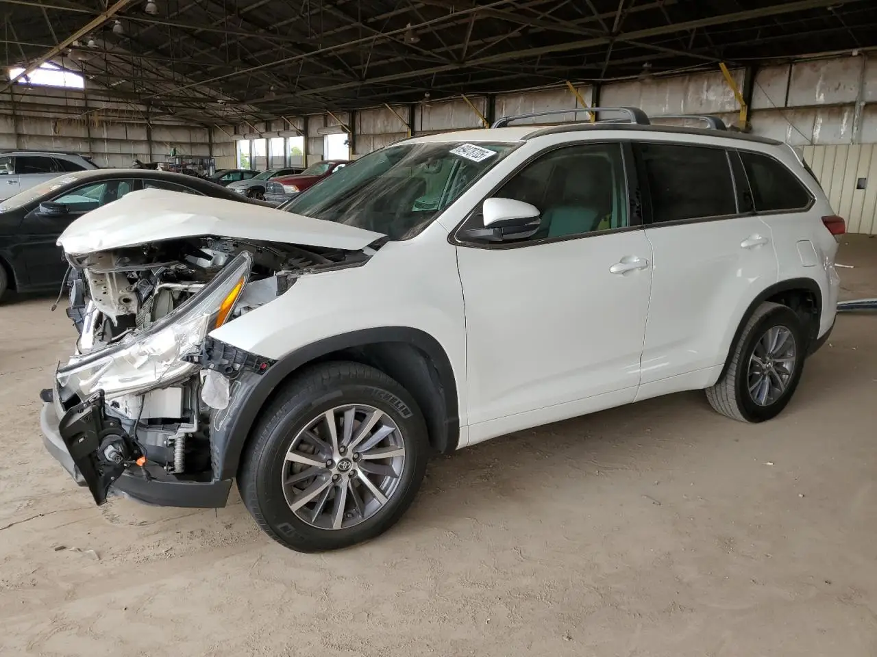 TOYOTA HIGHLANDER 2018. Lot# 69478705. VIN 5TDKZRFH9JS540333. Photo 1