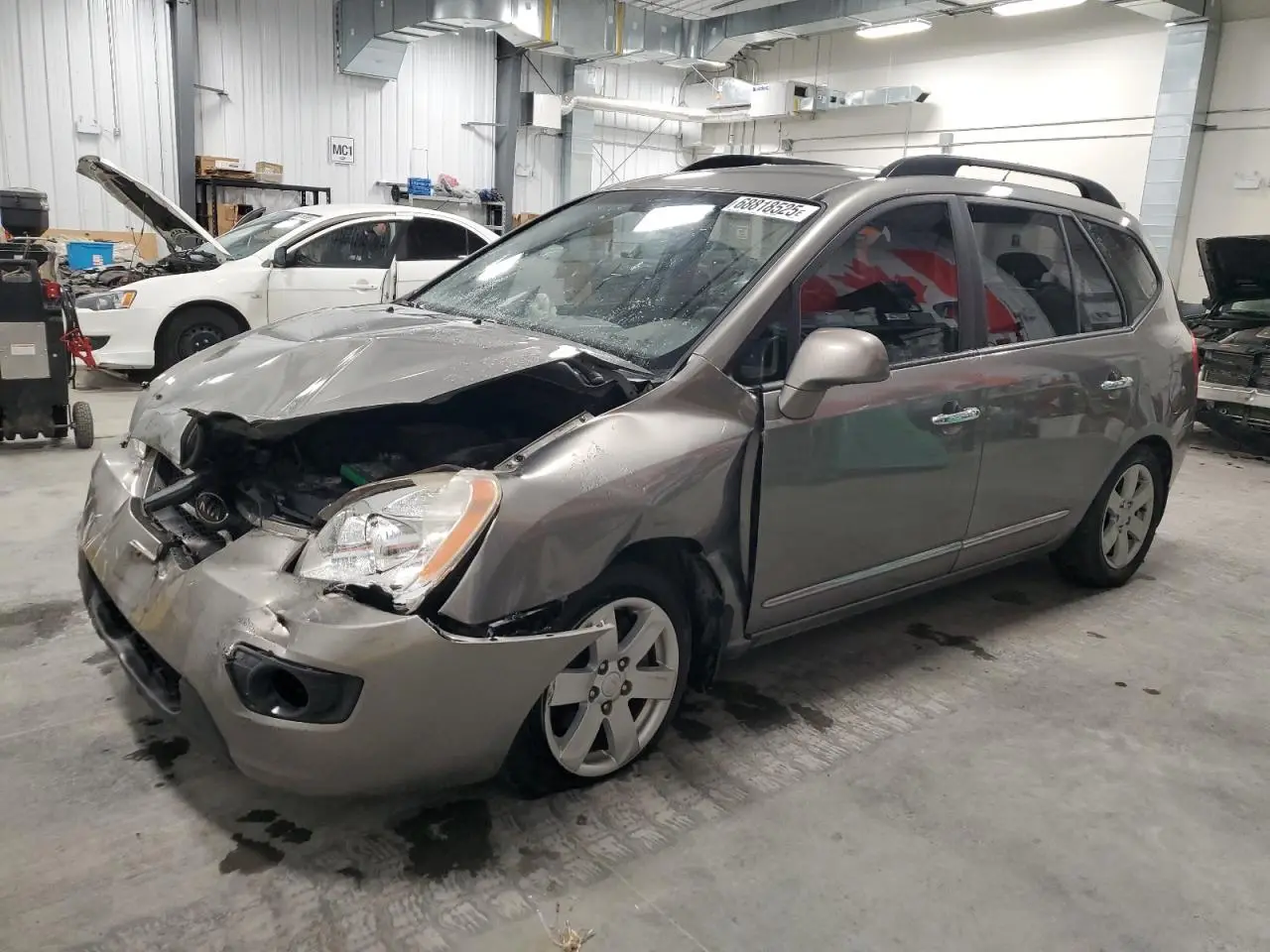 KIA RONDO 2009. Lot# 68818525. VIN KNAFG528297285775. Photo 1