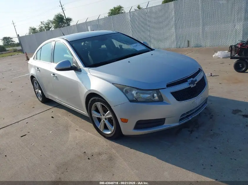 CHEVROLET CRUZE 2014. Lot# 43048716. VIN 1G1PE5SB1E7372384. Photo 1