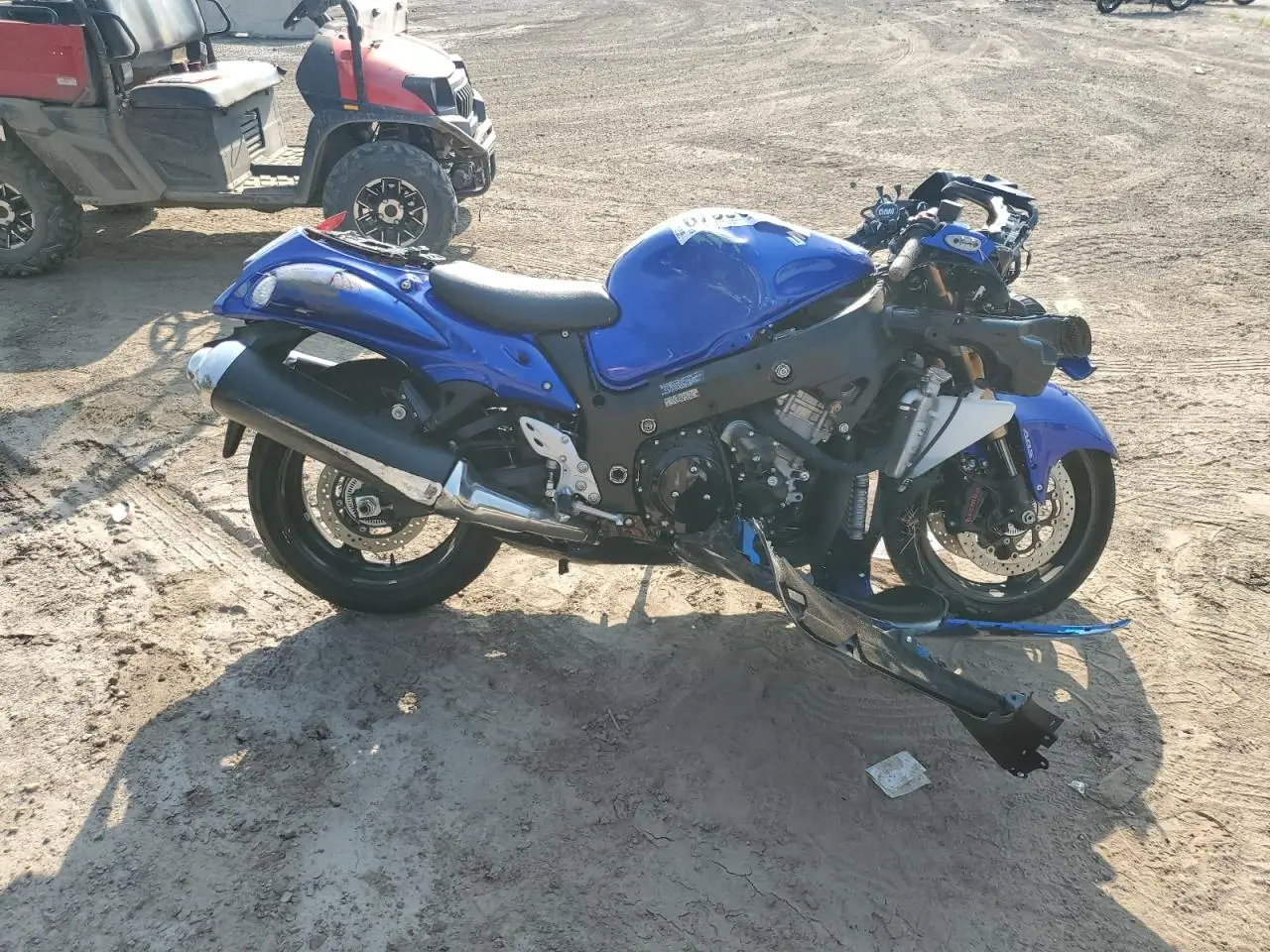 SUZUKI GSX1300 2017. Lot# 67600065. VIN JS1GX72B9H2101064. Photo 1