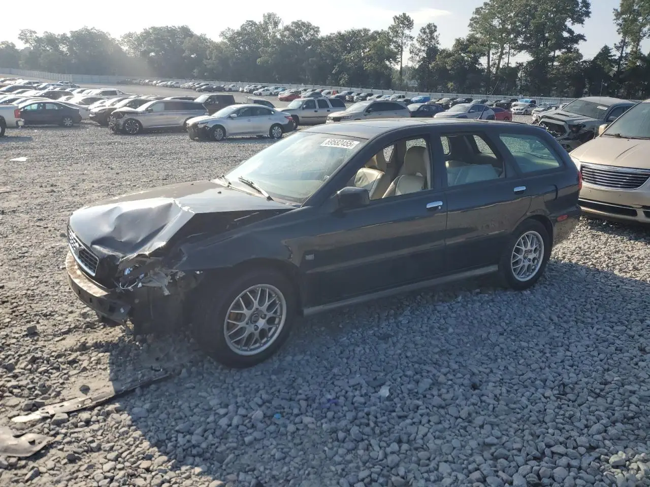 VOLVO V40 2004. Lot# 69582455. VIN YV1VW27544F033744. Photo 1