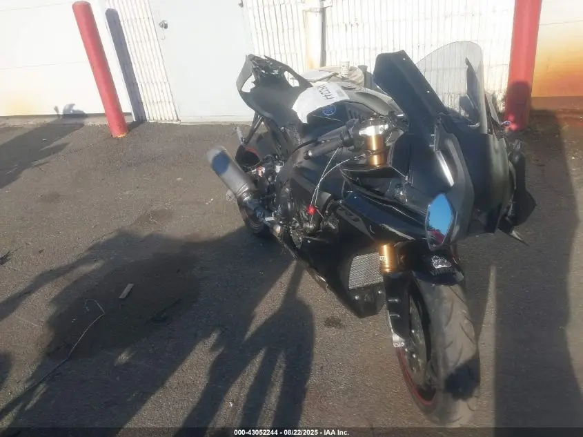 YAMAHA YZF1000 2025. Lot# 43052244. VIN JYARNA7E1SA000615. Photo 1