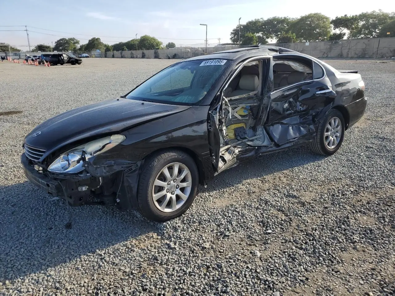 LEXUS ES330 2004. Lot# 69191095. VIN JTHBA30G845008004. Photo 1