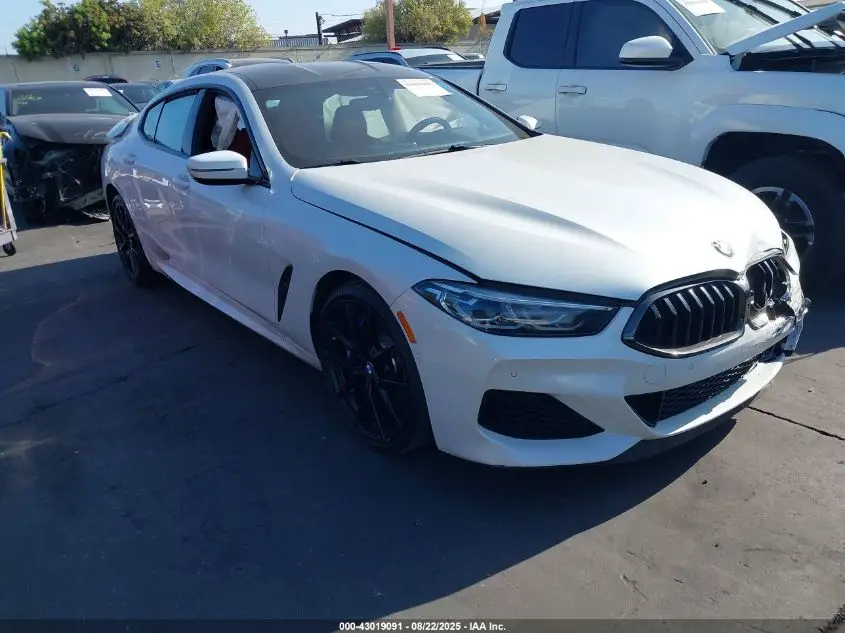 BMW M850XI 2022. Lot# 43019091. VIN WBAGV8C0XNCJ03990. Photo 1