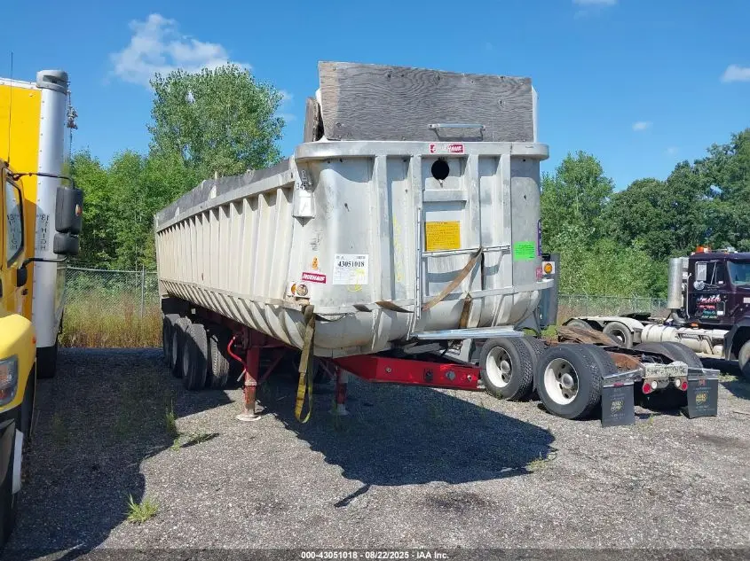 FRUEHAUF DUMP SEMI TRAILER 1979. Lot# 43051018. VIN HPZ628303. Photo 1