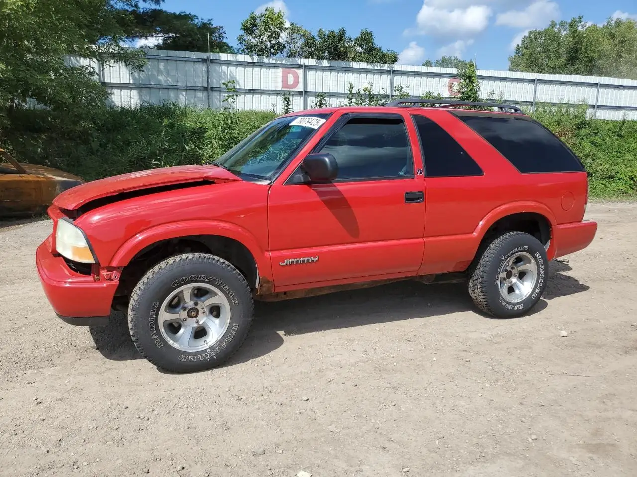 GMC JIMMY 2001. Lot# 70079425. VIN 1GKCT18W51K227276. Photo 1