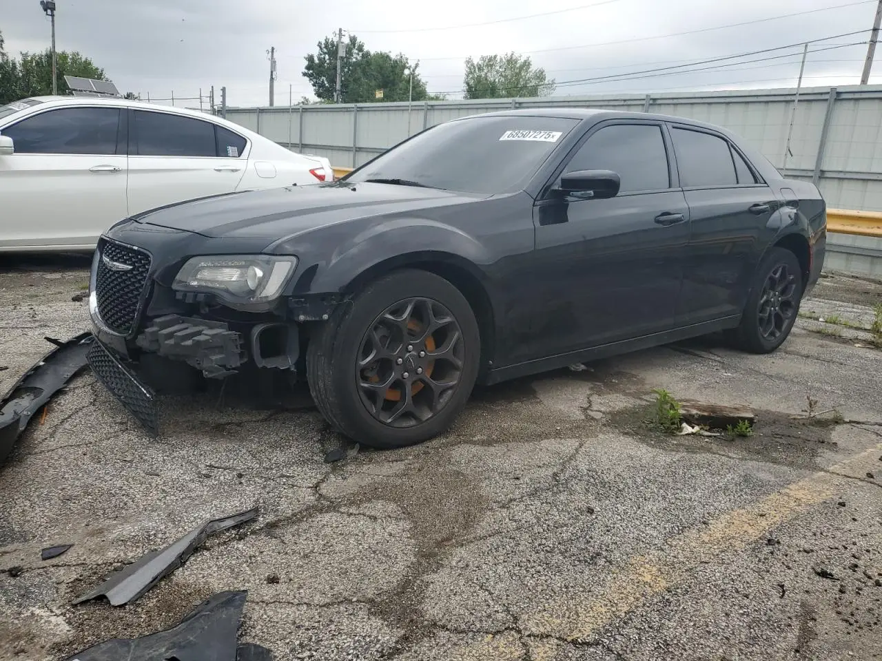 CHRYSLER 300 2019. Lot# 68507275. VIN 2C3CCAGG9KH610656. Photo 1