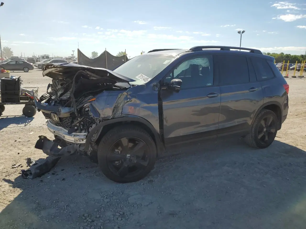 HONDA PASSPORT 2021. Lot# 70151485. VIN 5FNYF8H06MB026954. Photo 1