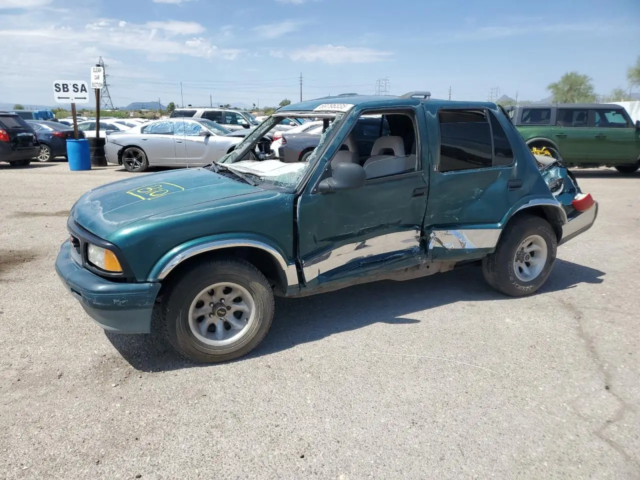 GMC JIMMY 1997. Lot# 69796335. VIN 1GKCS13W2V2561930. Photo 1