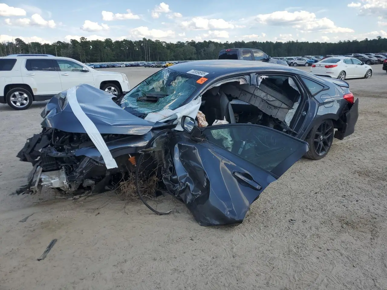 HONDA CIVIC 2022. Lot# 70559695. VIN 2HGFE2F5XNH510967. Photo 1