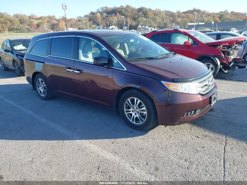 HONDA ODYSSEY 2013. Lot# 43664608. VIN 5FNRL5H61DB030331. Photo 1