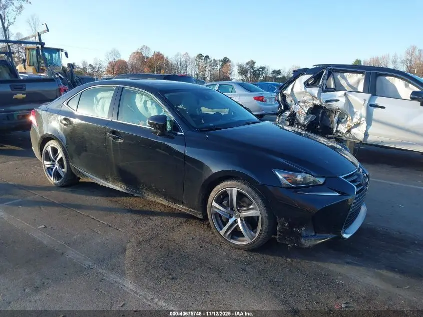 LEXUS IS 200T 2017. Lot# 43675748. VIN JTHBA1D28H5054599. Photo 1