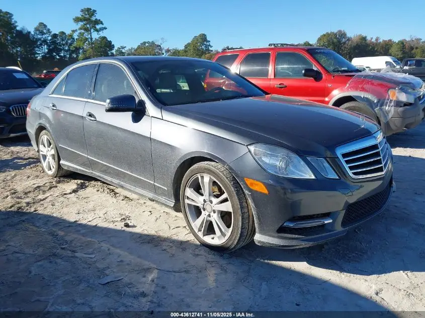 MERCEDES-BENZ E 350 2013. Lot# 43612741. VIN WDDHF5KB1DA727571. Photo 1