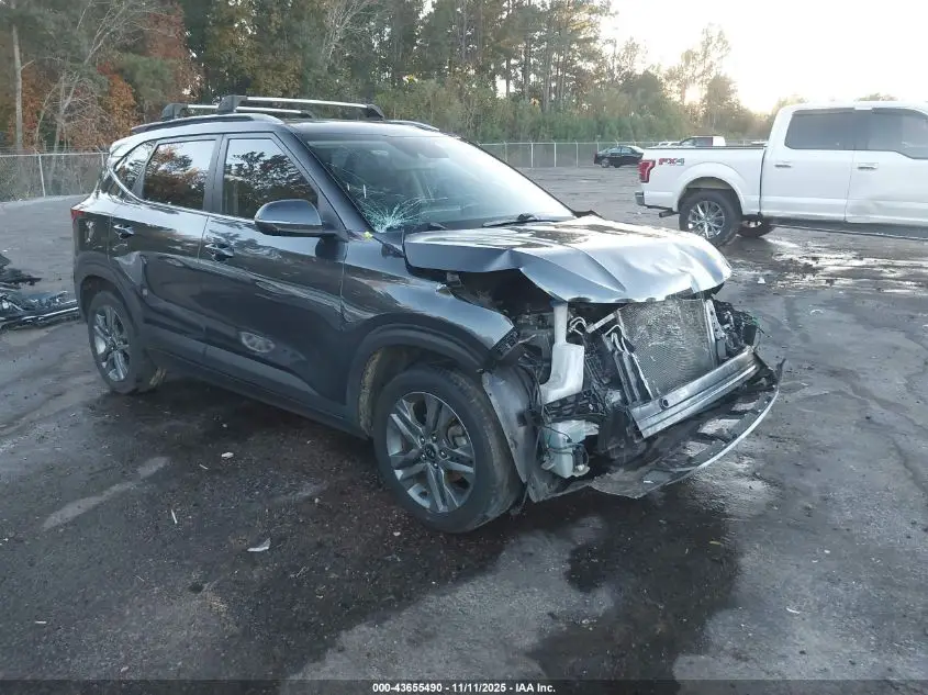 KIA SELTOS 2021. Lot# 43655490. VIN KNDEU2AA8M7114984. Photo 1