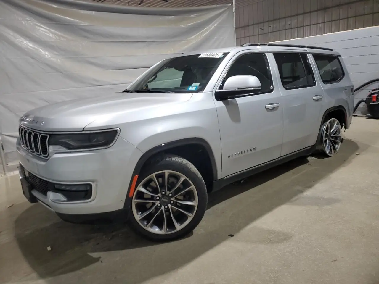 JEEP WAGONEER 2022. Lot# 92530405. VIN 1C4SJVDT5NS150737. Photo 1