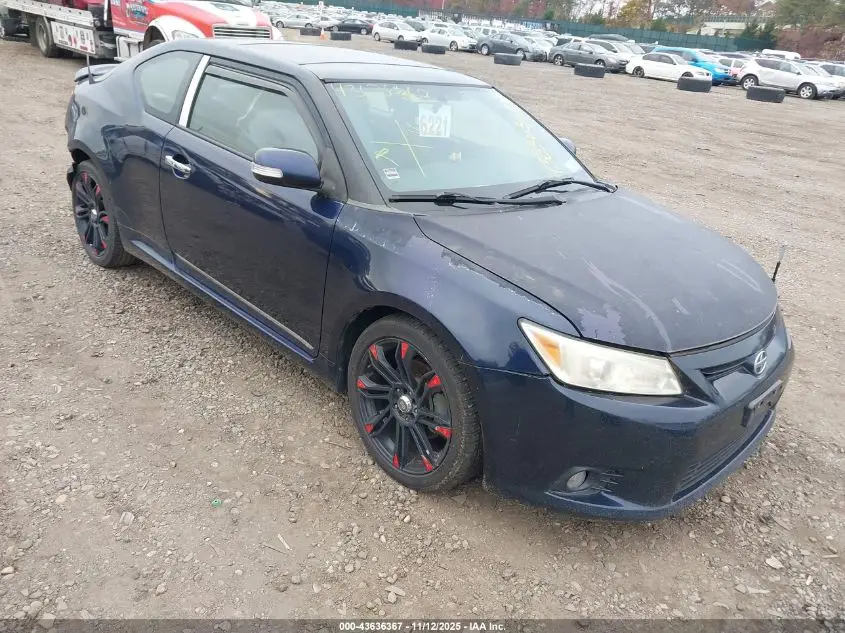 SCION TC 2011. Lot# 43636367. VIN JTKJF5C72B3013190. Photo 1