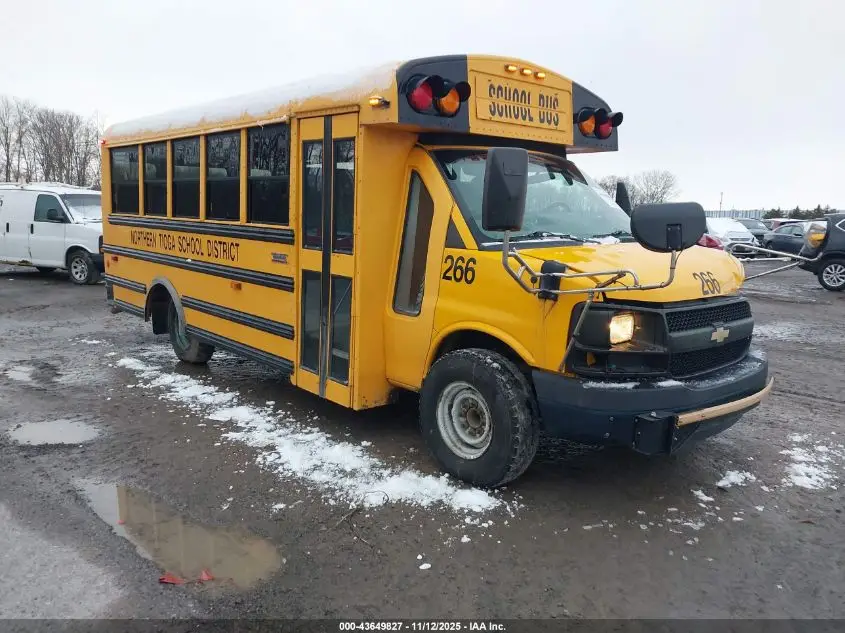 THOMAS BUS EXPRESS CUTAWAY 2016. Lot# 43649827. VIN 1GB6G5BG6F1180007. Photo 1