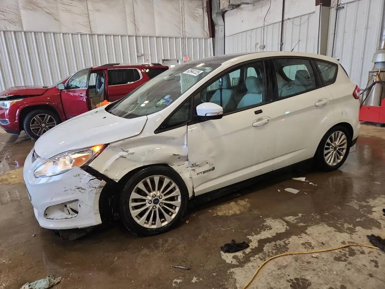 FORD CMAX 2018. Lot# 92644125. VIN 1FADP5AU4JL104203. Photo 1
