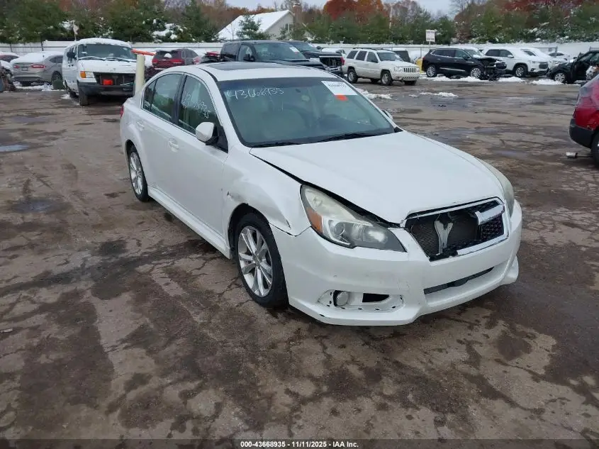 SUBARU LEGACY 2013. Lot# 43668935. VIN 4S3BMBK67D3032992. Photo 1