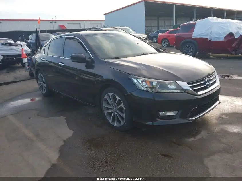 HONDA ACCORD 2015. Lot# 43694984. VIN 1HGCR2F58FA237079. Photo 1