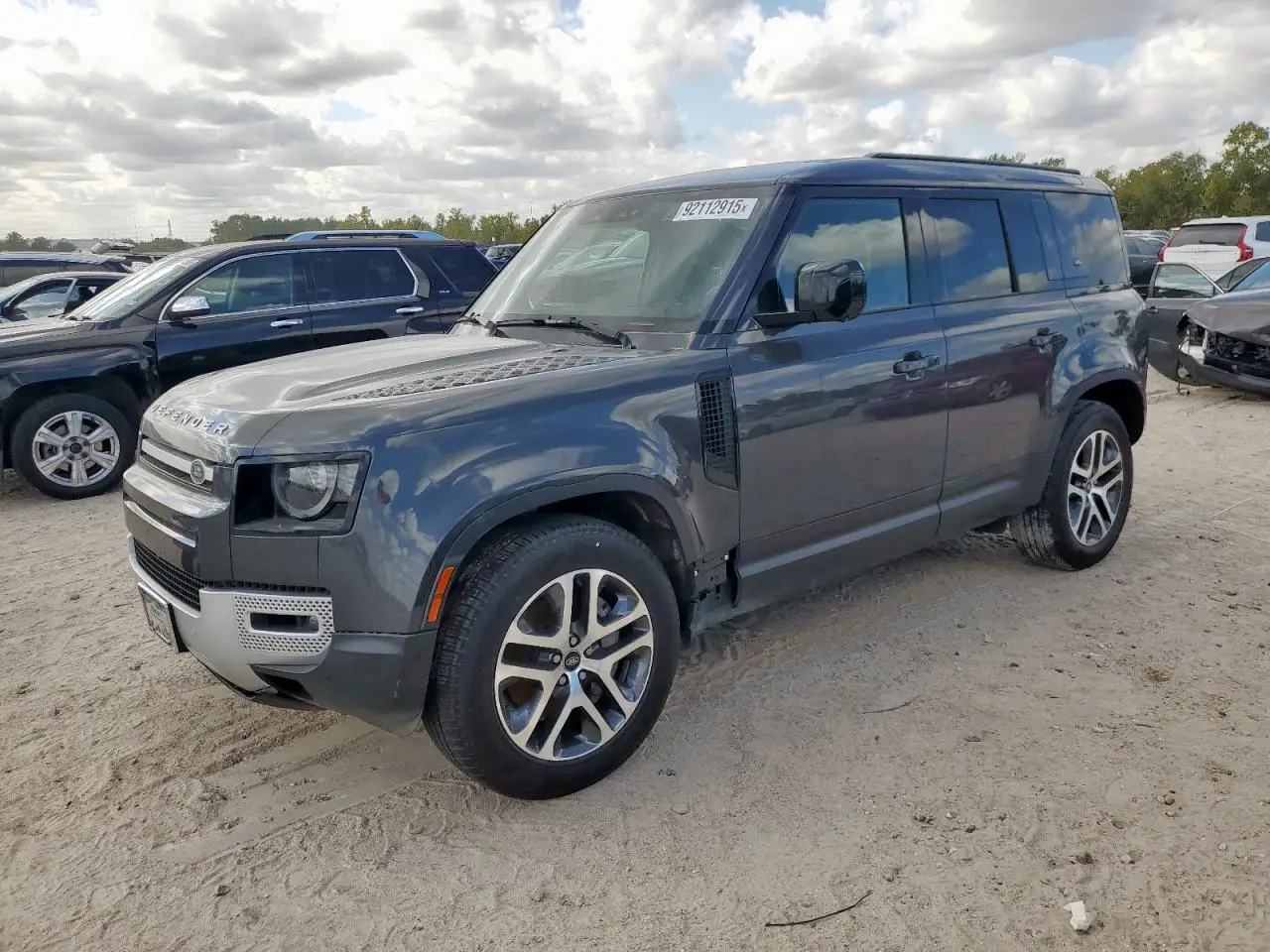 LAND ROVER DEFENDER 2024. Lot# 92112915. VIN SALEJ7EU9R2274783. Photo 1