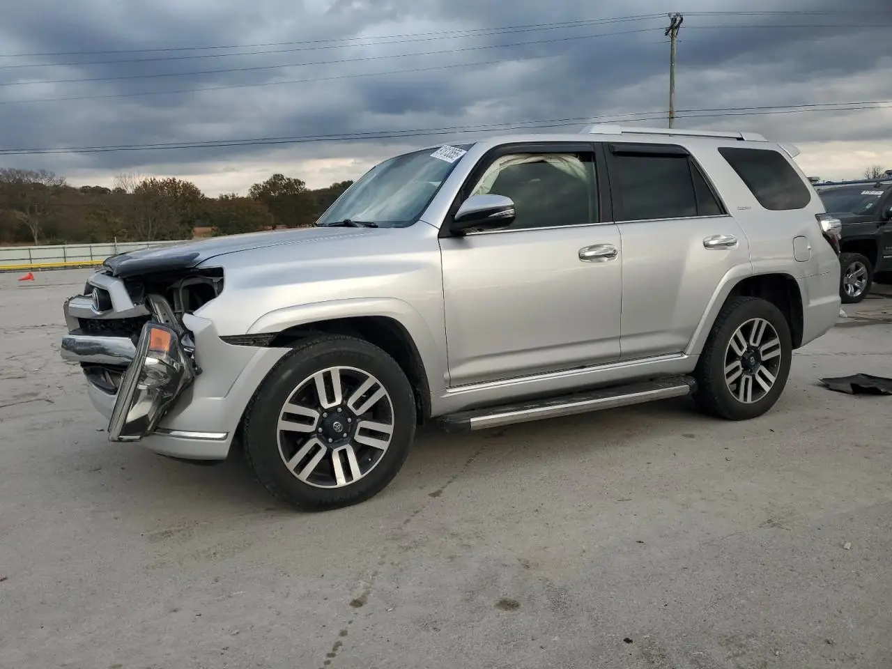 TOYOTA 4RUNNER 2018. Lot# 91813855. VIN JTEBU5JR9J5551678. Photo 1