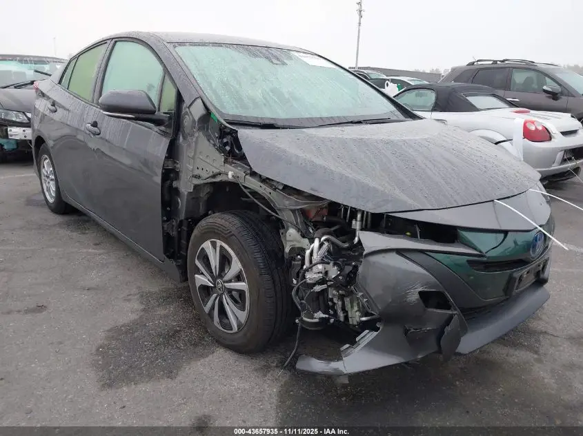 TOYOTA PRIUS PRIME 2018. Lot# 43657935. VIN JTDKARFP4J3080725. Photo 1