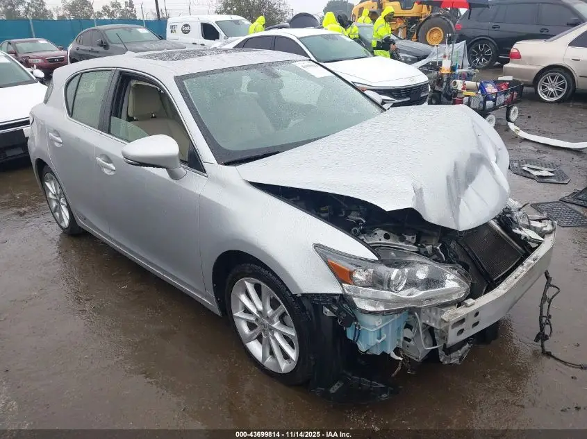 LEXUS CT 200H 2011. Lot# 43699814. VIN JTHKD5BH5B2044255. Photo 1