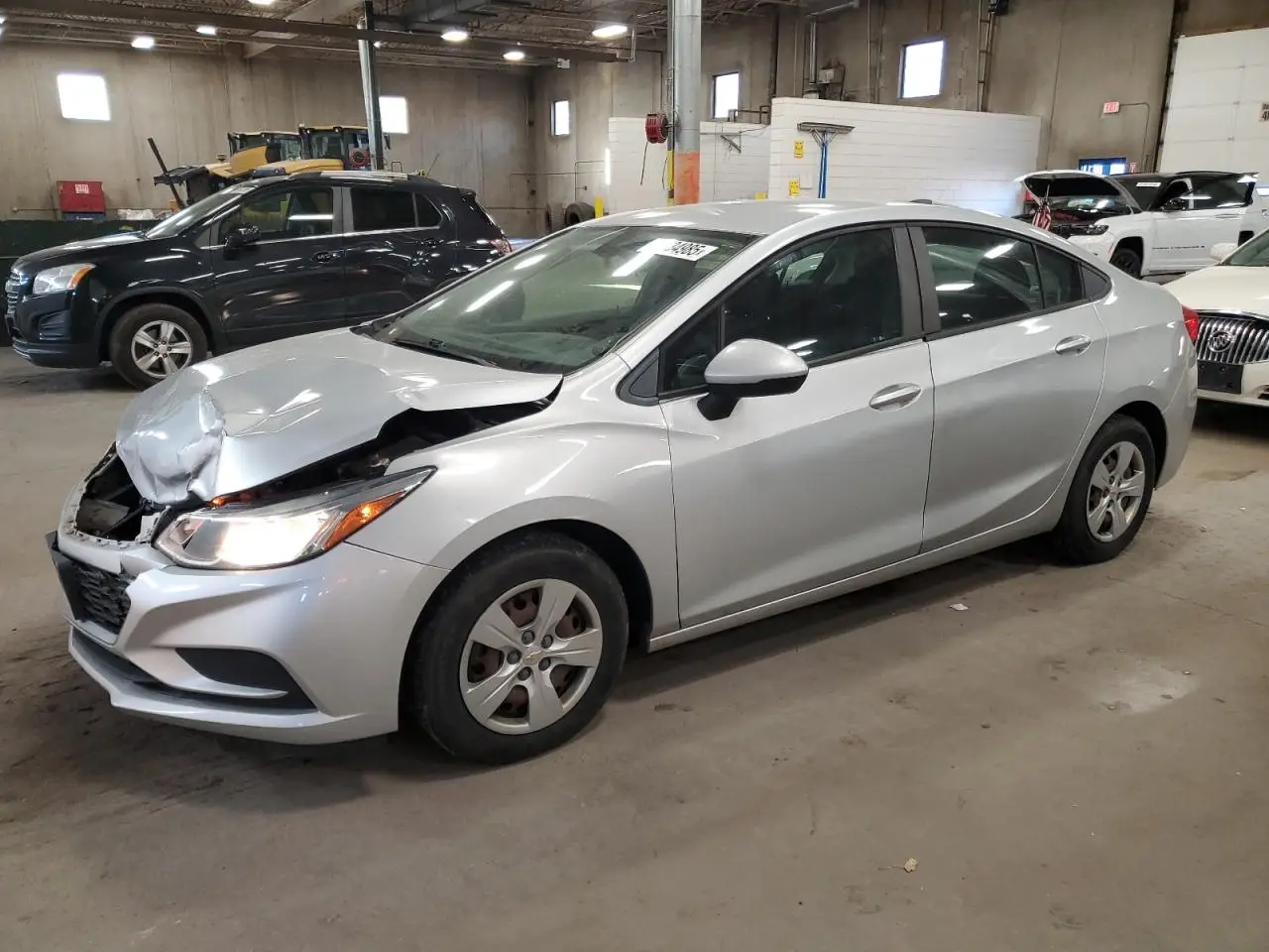 CHEVROLET CRUZE 2018. Lot# 92634985. VIN 1G1BC5SM2J7149511. Photo 1