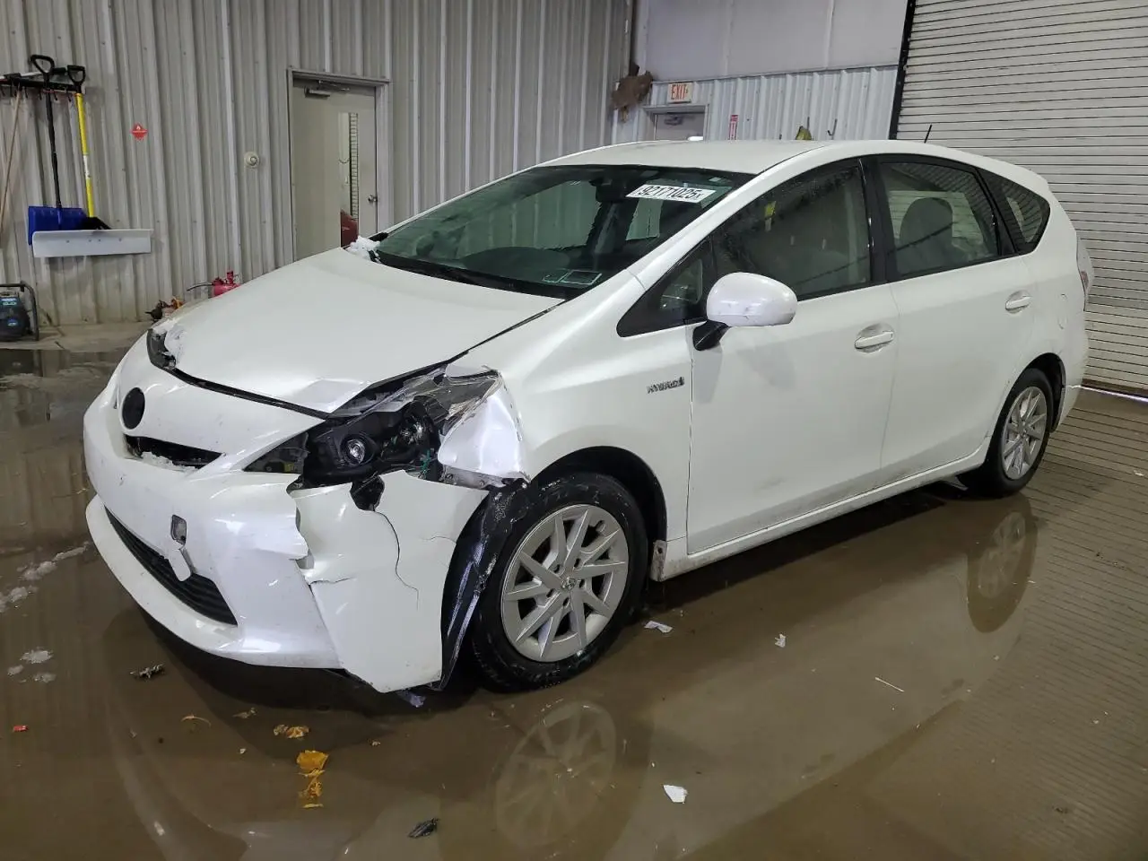 TOYOTA PRIUS 2014. Lot# 92171025. VIN JTDZN3EU6EJ012631. Photo 1