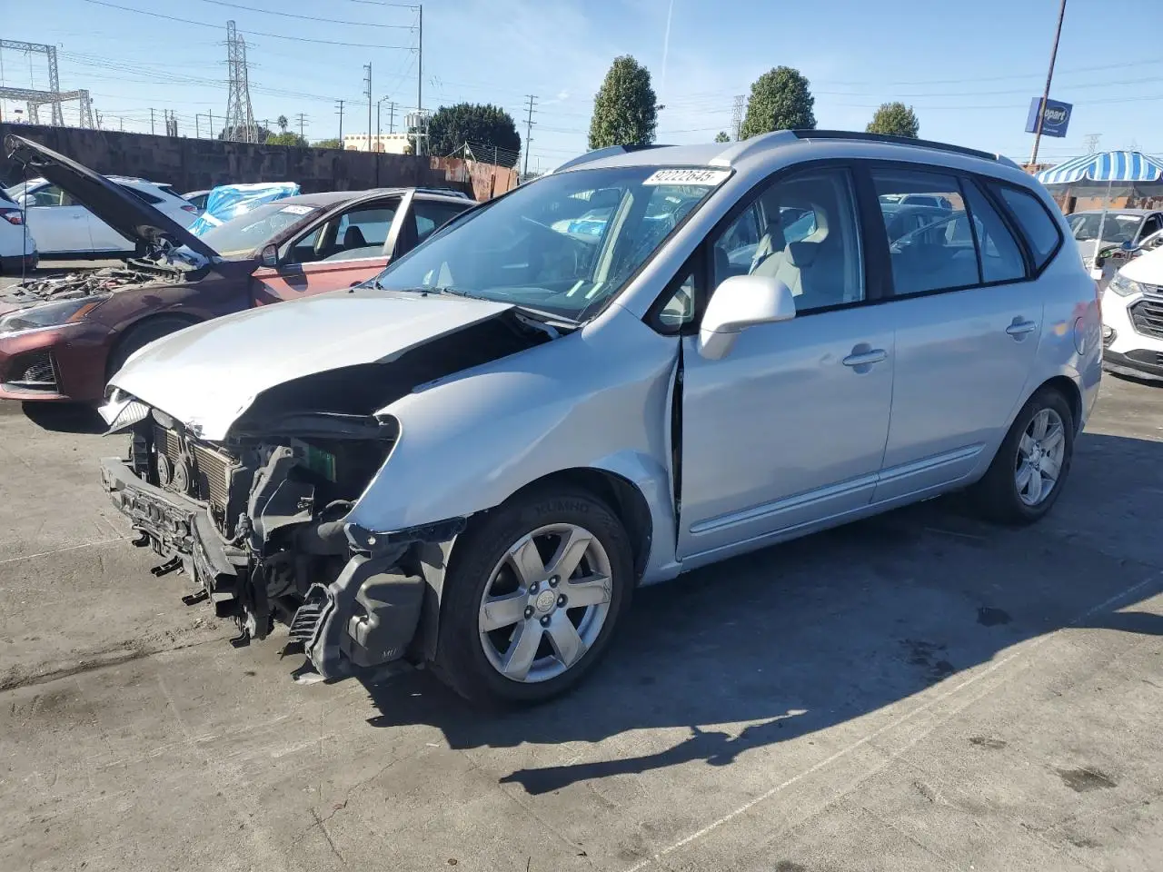 KIA RONDO 2007. Lot# 92222645. VIN KNAFG526877101659. Photo 1