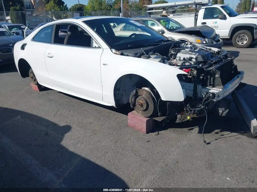 AUDI S5 2013. Lot# 43656541. VIN WAUCGAFR7DA034812. Photo 1