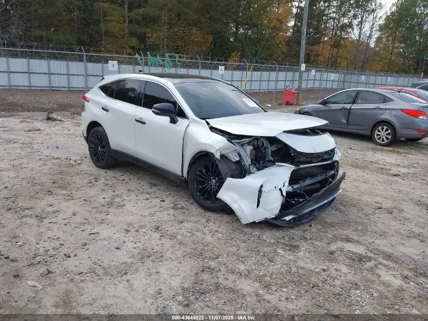 TOYOTA VENZA 2024. Lot# 43645022. VIN JTEAAAAH7RJ158284. Photo 1