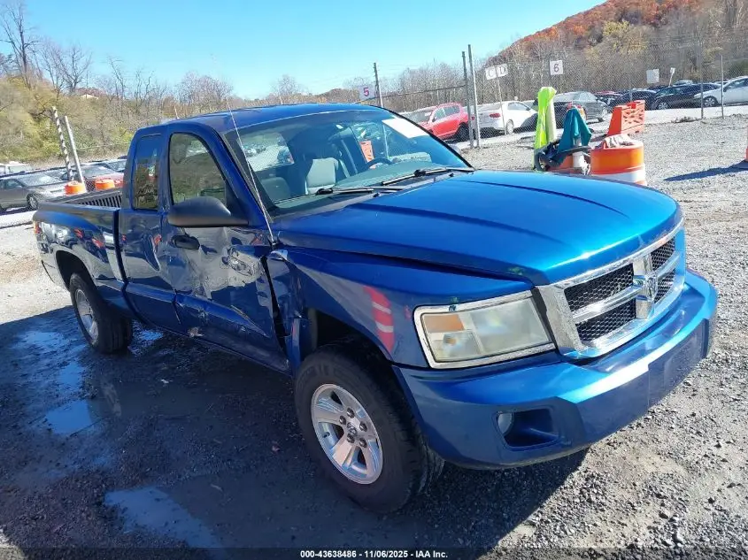 DODGE DAKOTA 2010. Lot# 43638486. VIN 1D7CW2BK1AS135750. Photo 1