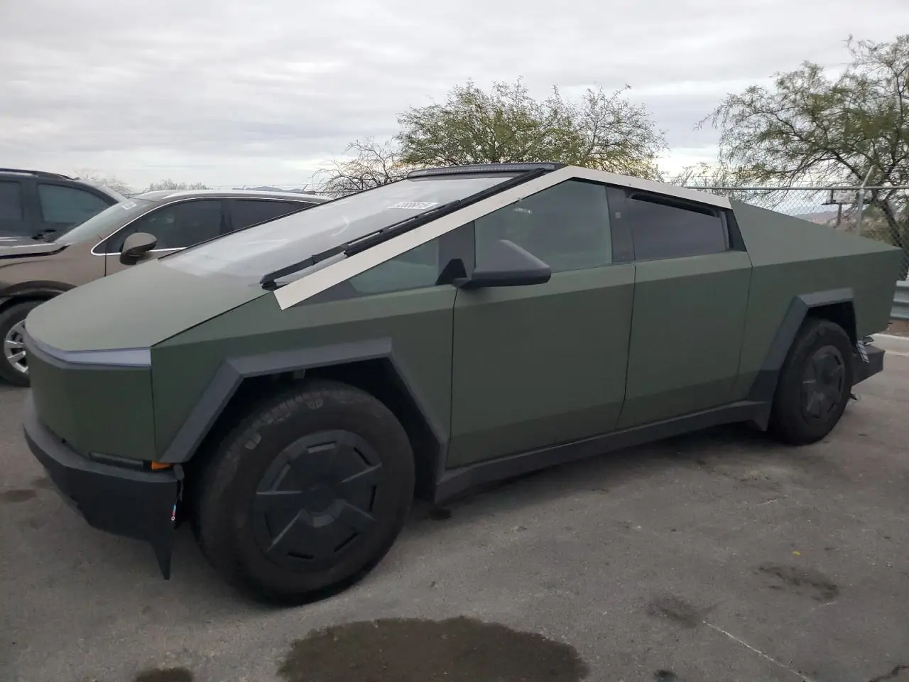 TESLA CYBERTRUCK 2024. Lot# 92836615. VIN 7G2CEHEE9RA031614. Photo 1