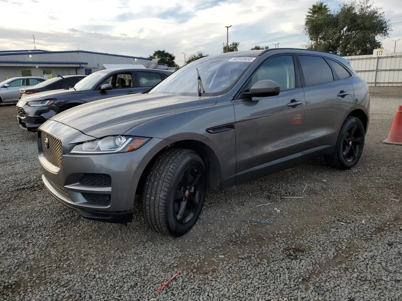 JAGUAR F-PACE 2017. Lot# 92348935. VIN SADCJ2BV3HA070780. Photo 1