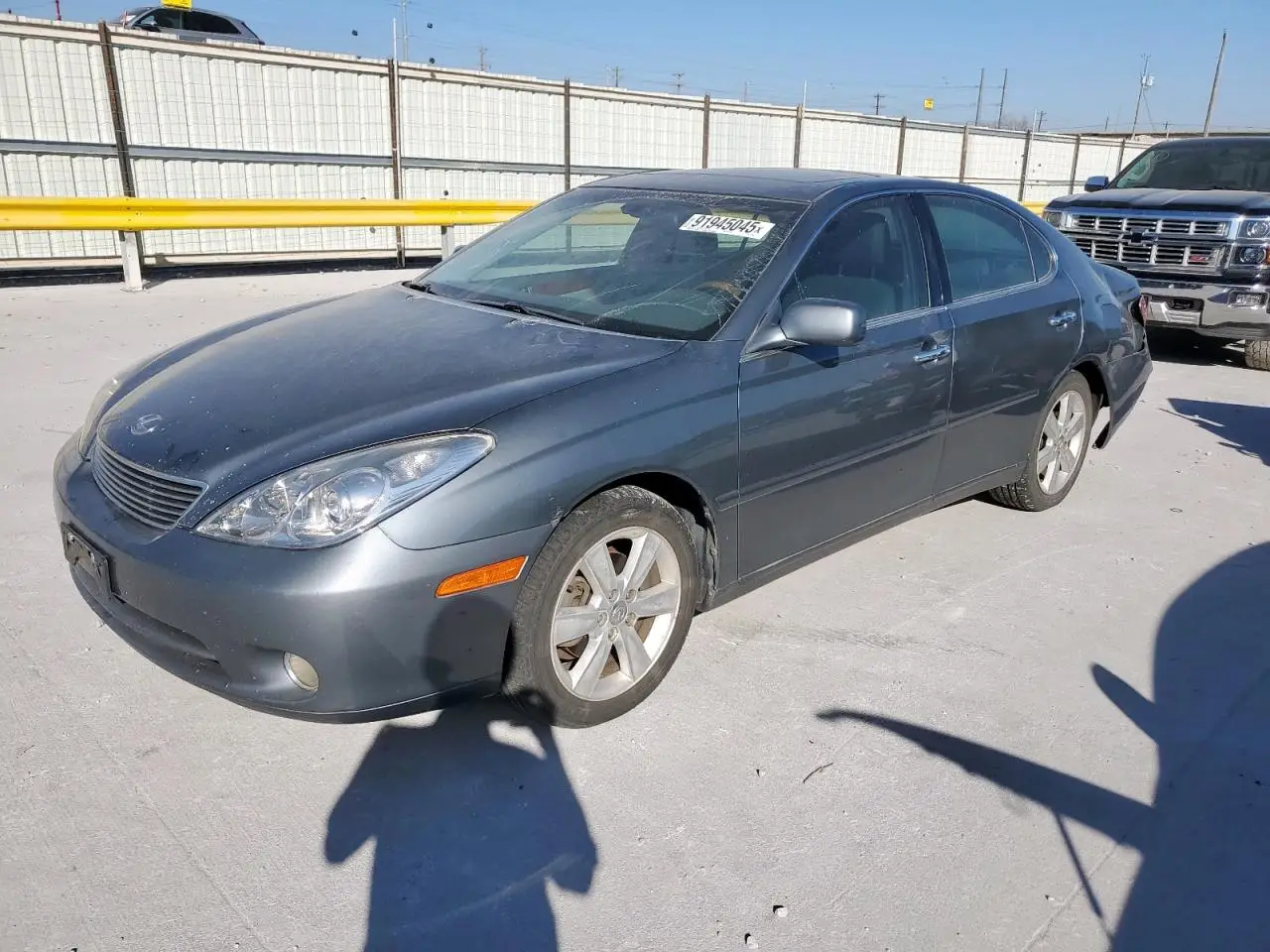 LEXUS ES330 2005. Lot# 91945045. VIN JTHBA30G355110859. Photo 1