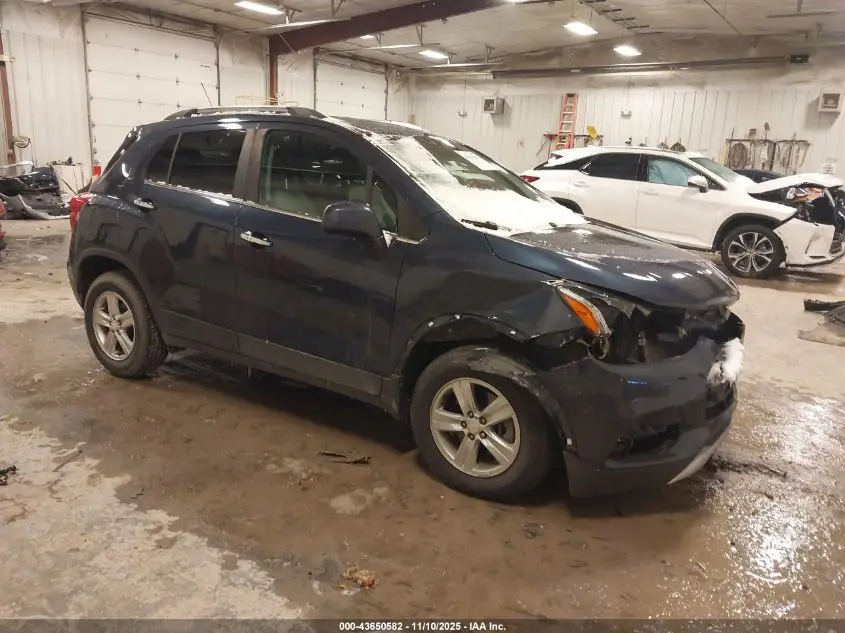 CHEVROLET TRAX 2018. Lot# 43650582. VIN 3GNCJPSB0JL315717. Photo 1