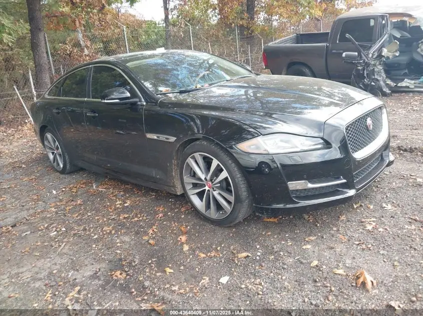 JAGUAR XJ 2017. Lot# 43640409. VIN SAJWA1C70H8W10503. Photo 1