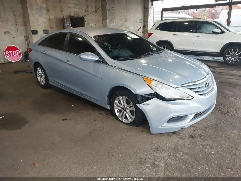 HYUNDAI SONATA 2011. Lot# 43614312. VIN 5NPEB4AC6BH221270. Photo 1