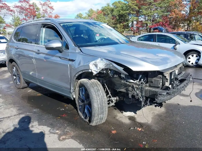 VOLKSWAGEN TIGUAN 2022. Lot# 43602207. VIN 3VV2B7AX2NM118774. Photo 1