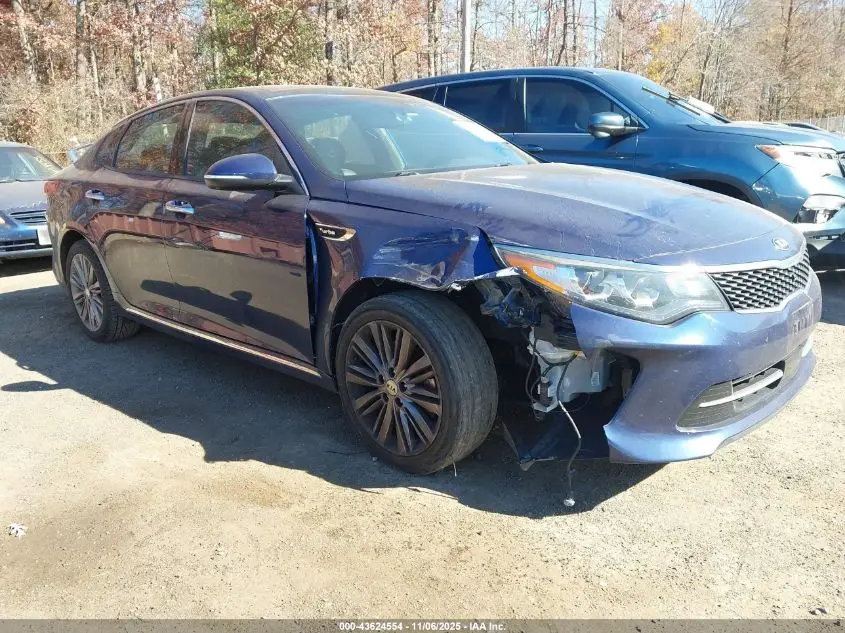 KIA OPTIMA 2018. Lot# 43624554. VIN 5XXGV4L20JG233266. Photo 1
