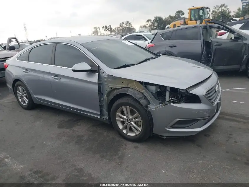 HYUNDAI SONATA SE 2017. Lot# 43630232. VIN 5NPE24AF4HH552576. Photo 1