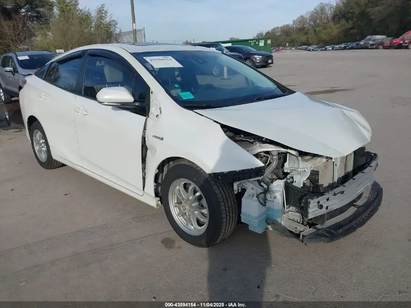 TOYOTA PRIUS 2016. Lot# 43594154. VIN JTDKARFU9G3517374. Photo 1