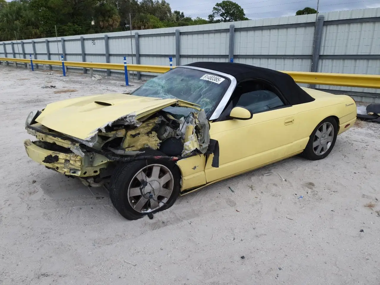 FORD TBIRD 2002. Lot# 91480385. VIN 1FAHP60A62Y113214. Photo 1