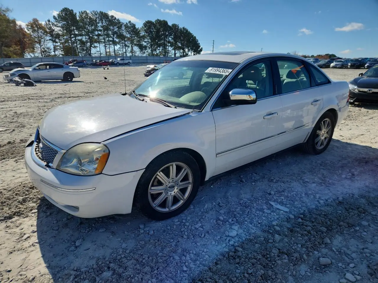 FORD 500 2005. Lot# 91994365. VIN 1FAHP25185G196351. Photo 1