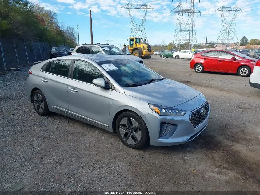HYUNDAI IONIQ HYBRID 2020. Lot# 43611797. VIN KMHC05LC8LU210418. Photo 1